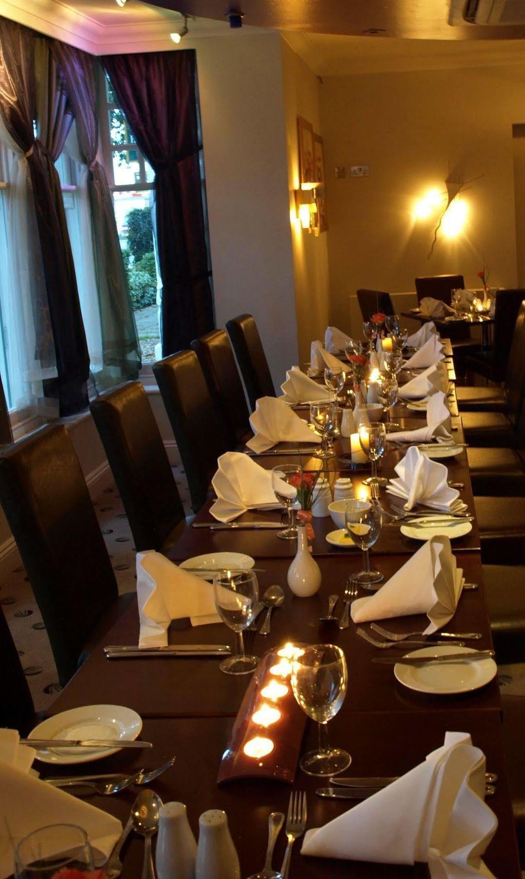 The Queensgate Hotel Peterborough Bagian luar foto
