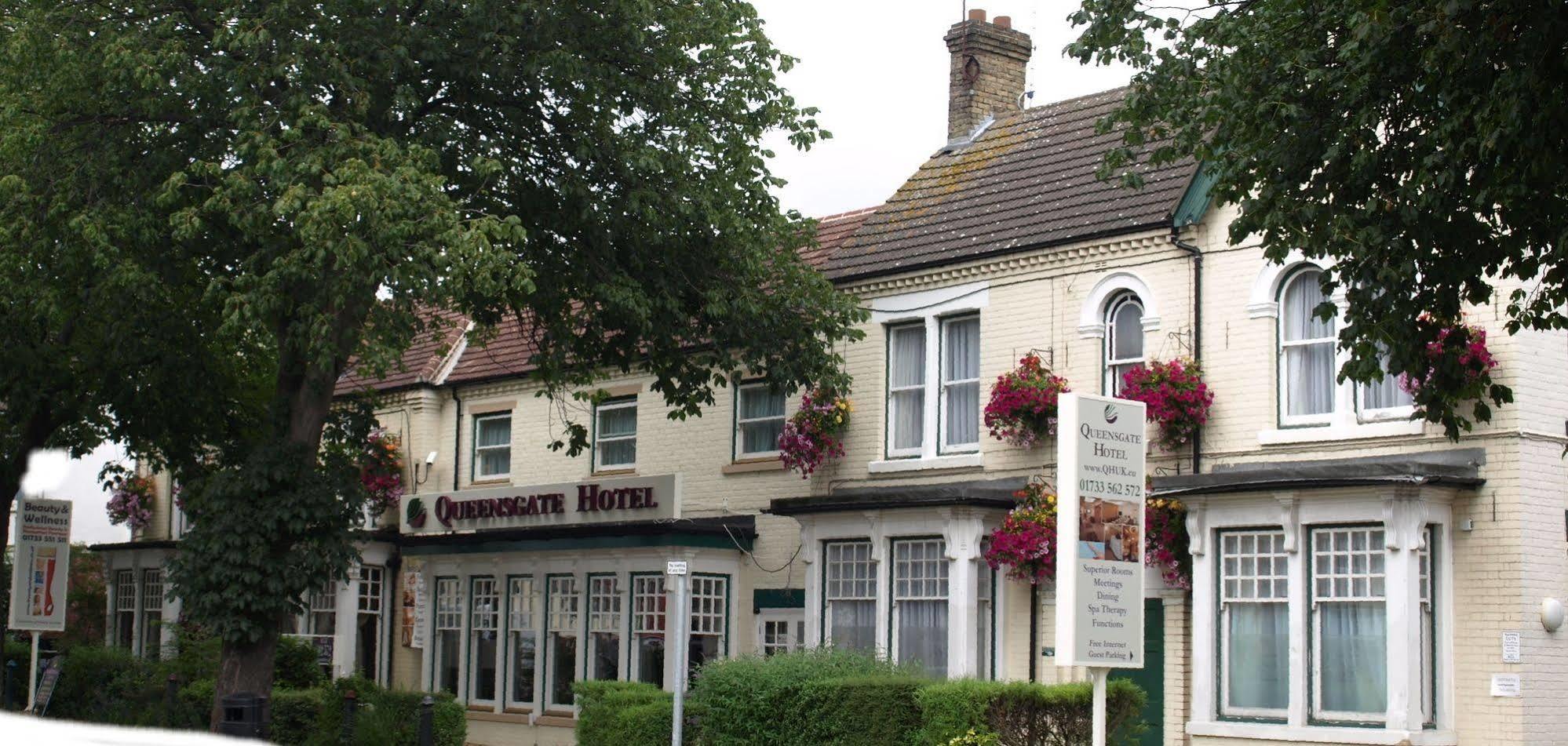 The Queensgate Hotel Peterborough Bagian luar foto